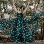 Sadhika Venugopal Instagram - 🖤🖤🖤🖤🖤🖤🖤 👗 @nova_fashion_boutique_by_brind 📸 @aneesh_motive_pix Akkulam