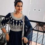 Sadhika Venugopal Instagram – 💙💙💙💙💙💙
Going with trend 😜 Kochi, India