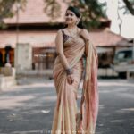 Sadhika Venugopal Instagram – 🤎🤎🤎🤎🤎🤎🤎🤎
Jewellery @malhaar_online @sindhu_malhaar Ars Studio , Vattiyorkavu