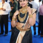Sadhika Venugopal Instagram - Thankyou sooo much @rachandroo for these lovely clicks ❤️❤️❤️ ❤️"Smile is the beauty of the soul"❤️ Mumbai Exhibition Center, Goregaun