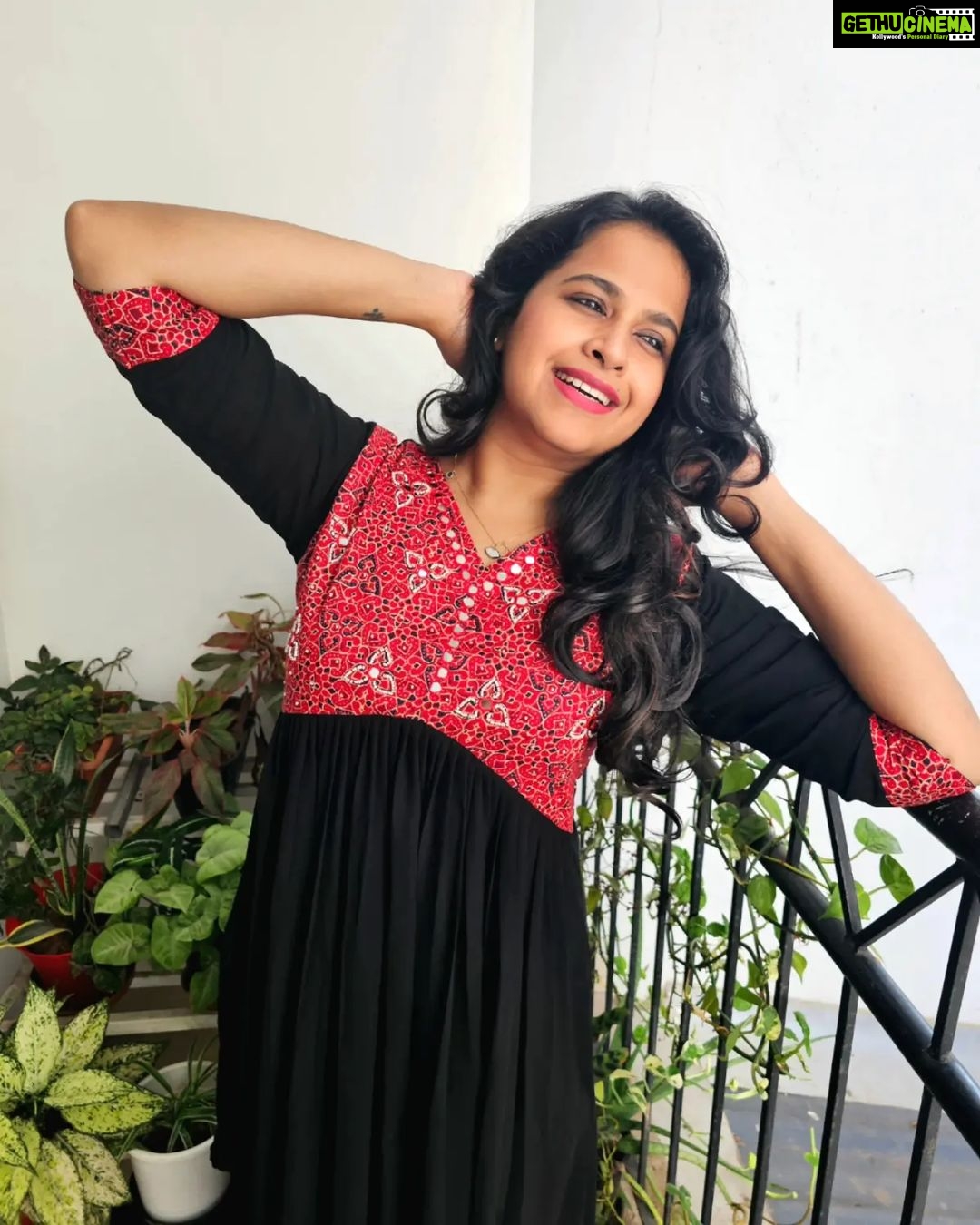 Sadhika Venugopal Instagram - Women's aliyacut kurthi,yoke full beads work sizes available from M to xxl For more collections check out @lepapillonkochi5