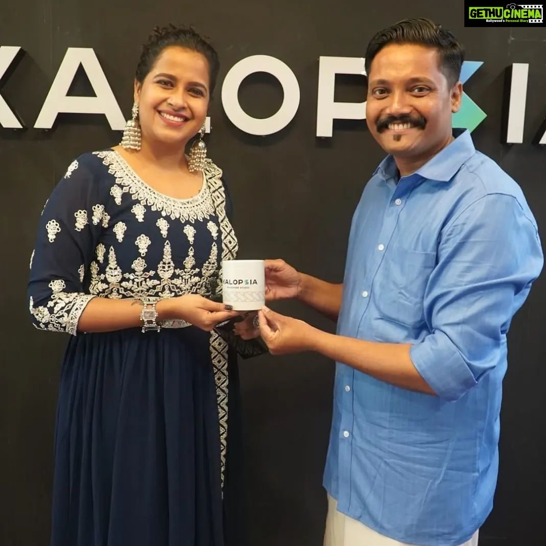 Sadhika Venugopal Instagram - Inauguration day 💞💞💞 @kalopsiamakeoverstudio Kalopsia Makeover Studio