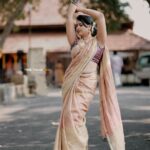 Sadhika Venugopal Instagram – 🤎🤎🤎🤎🤎🤎🤎🤎
Jewellery @malhaar_online @sindhu_malhaar Ars Studio , Vattiyorkavu