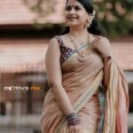Sadhika Venugopal Instagram - 🤎🤎🤎🤎🤎🤎🤎🤎 Jewellery @malhaar_online @sindhu_malhaar Ars Studio , Vattiyorkavu
