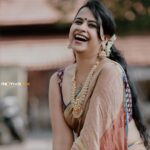 Sadhika Venugopal Instagram - 🤎🤎🤎🤎🤎🤎🤎🤎 Jewellery @malhaar_online @sindhu_malhaar Ars Studio , Vattiyorkavu
