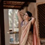 Sadhika Venugopal Instagram - 🤎🤎🤎🤎🤎🤎🤎🤎 Jewellery @malhaar_online @sindhu_malhaar Ars Studio , Vattiyorkavu