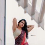 Sadhika Venugopal Instagram – 💕💕💕💕💕💕
Wear a saree and give people a reason to turn their heads

📸@aneesh_motive_pix 
@motive_pix_studio SP Grand Days