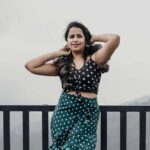 Sadhika Venugopal Instagram – 🖤🖤🖤🖤🖤🖤🖤🖤
@i.harry.ck
📸@paulclint
@ashwinthomas07
Loc @haze_and_kites
#infinity #infinitypoolresort #hightsofmunnar #lovewater
#selflove #selfcare #selfless #transitionmode #vacationmode #hillstation #topstationmunnar #vallyview #relaxation #staycation #hillstation #munnar #mist #fog #travel #keralatourism #godsowncountry #travelmemories #travelphotography Haze & Kites Resort