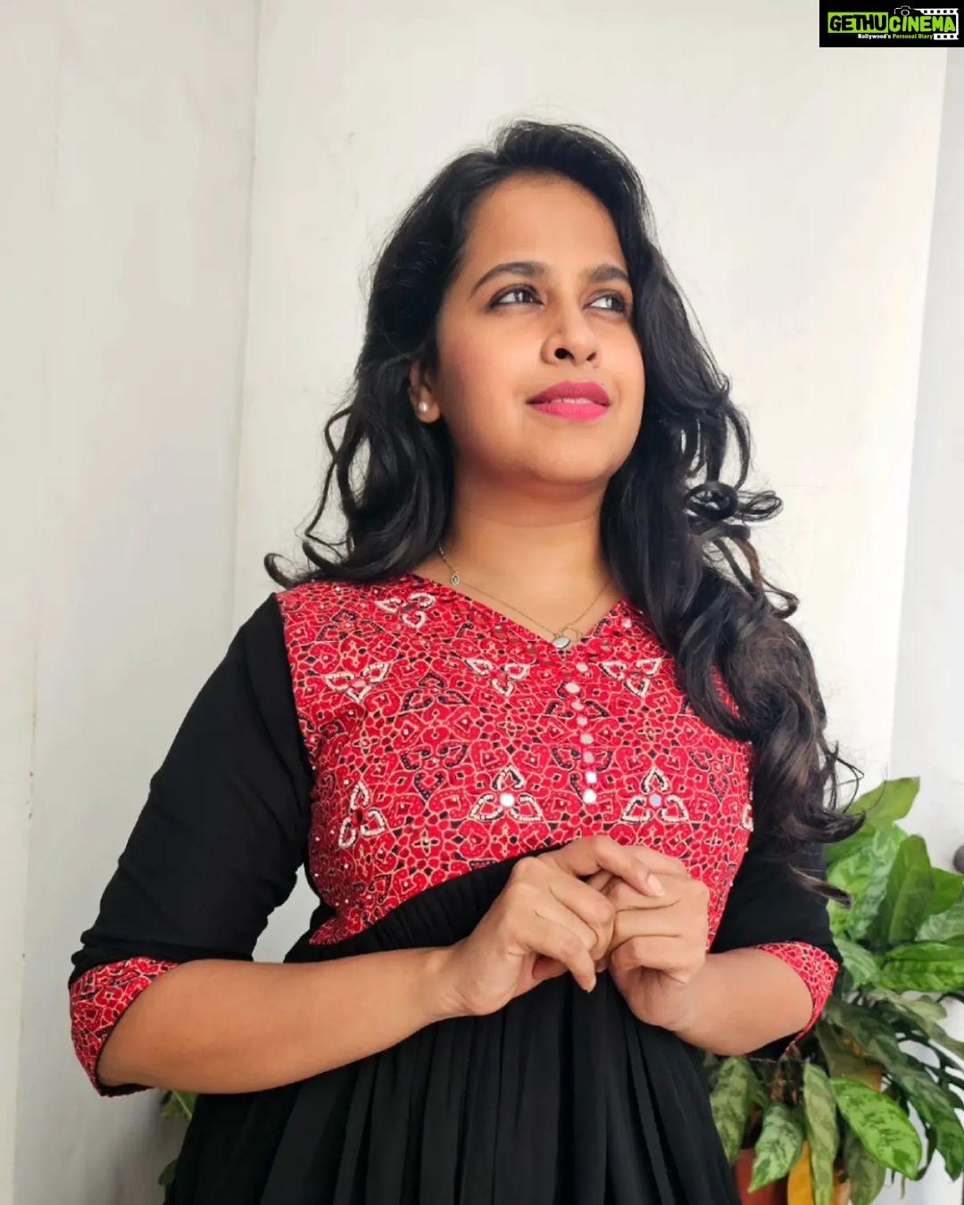 Sadhika Venugopal Instagram - Women's aliyacut kurthi,yoke full beads work sizes available from M to xxl For more collections check out @lepapillonkochi5