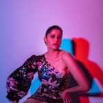 Sai Tamhankar Instagram - Happy Holi ! @dziinebydeepa @anaghaartsnjewels @digambar103 @jayshree2783 @nehachaudhary_ @kalyaam_2.0 @vishal.patil36 @azim_shaikh1989 #saitamhankar #colourful #colours #holi #rainbow HOLI