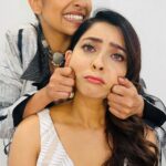 Sai Tamhankar Instagram - No need for a caption coz our chemistry says it all ! #sonaleekulkarni #saietamhankar #bffs #friends Reel suggested, shot and edited by @aashaykulkarni Thank you ha… for all your patience! #loveyou 🥰 #mhj #maharashtrachihasyajatra @sonymarathi
