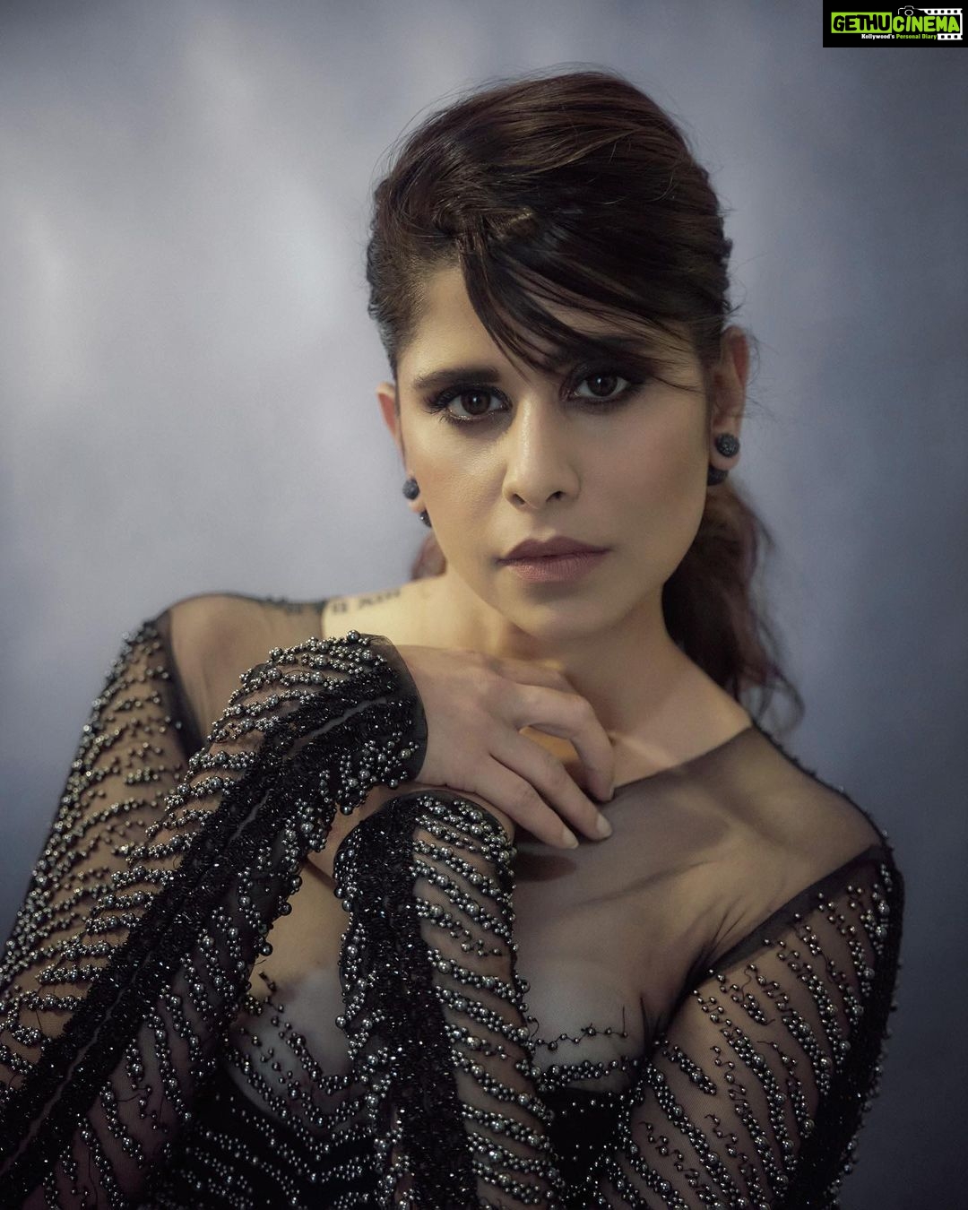 Sai Tamhankar - 92.7K Likes - About last night
#Filmfare
For Filmfare Tonight
@namratajoshipura
@tadaccessories
@nehachaudhary_
@digambar103
@hairbymeghaa
@kadamajay
@m_o_u_s_u_m_i
@azim_shaikh1989
#saitamhankar #filmare #redcarpet #hyundaifilmfareawards2023 #maharashtratourism
