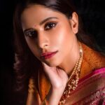 Sai Tamhankar Instagram - ✨🪔✨ @warpnweftbysagrikarai @koharbykanika @digambar103 @jayshree2783 @nehachaudhary_ @ipshita.db @vishal.patil36 @azim_shaikh1989 #saitamhankar #sixyardsofelegance #saree #sareelove #pink #festivevibes Diwali