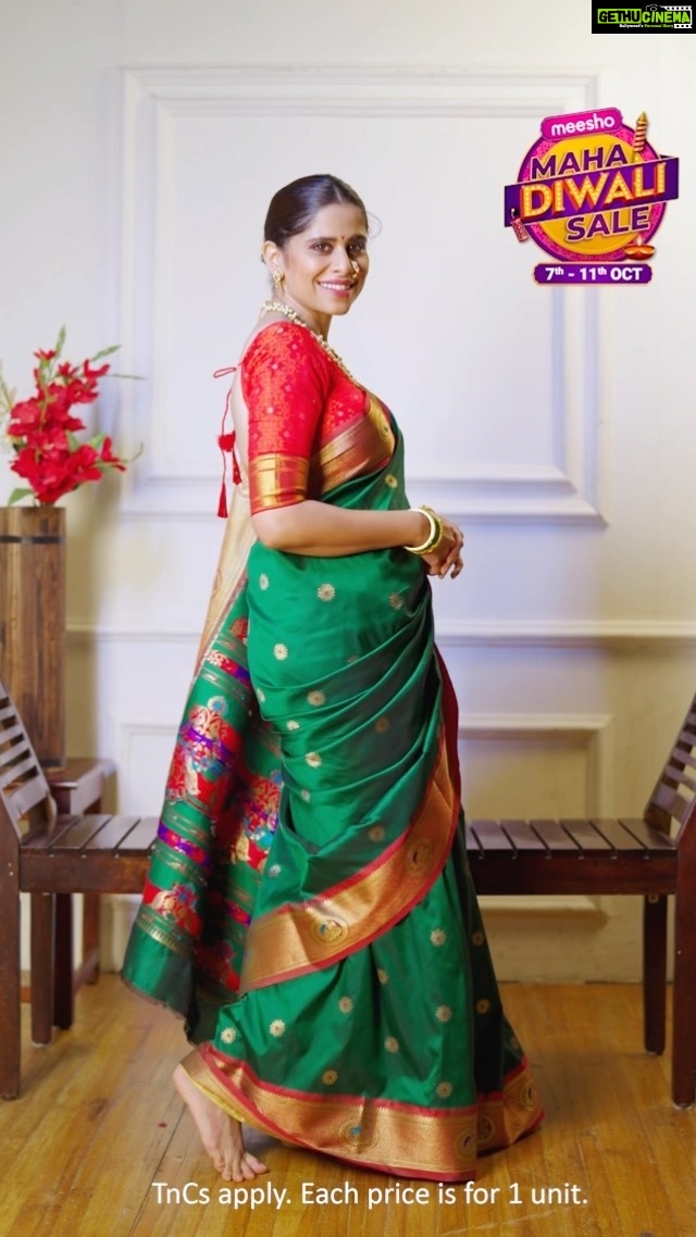 Sai Tamhankar Instagram - वाट पाहू नका! Kyunki aapke khushiyon ka bonus kar raha hai aapka intezaar Meesho #MahaDiwaliSale par. So, download the app and shop today to get up to 75% off! To shop my look, download the @meeshoapp and enter the codes below: (Product ID 135846361) : Paithani Saree (Product ID 139818990) : Ambada Hair Accessories (Product ID 3754049) : Nath (Product ID 76545449) : Chandrakor Bindi (Product ID 74171944) : Jewellery Set (Product ID 42189775) : Bangles #meesho #MeeshoApp #DiwaliSale #FestiveSeason #DiwaliSpecial #KhushiyonKaBonus #MeeshoShopping #MeeshoMahaDiwaliSale