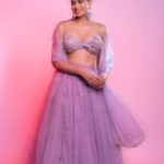 Sai Tamhankar Instagram - 💜 @monaandvishu @nehachaudhary_ @digambar103 @jayshree2783 @kalyaam_2.0 @vishal.patil36 @azim_shaikh1989 #saitamhankar #lavender #ghagra #meraghagra #mhj