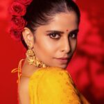 Sai Tamhankar Instagram - Happy दिवाळी ! @warpnweftbysagrikarai @kankshinistudio @digambar103 @jayshree2783 @nehachaudhary_ @ipshita.db @vishal.patil36 @azim_shaikh1989 #saitamhankar #diwali2022 #🪔 #red #roses #dolled #myfavfestival #sai #diwali