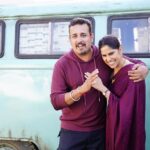 Sai Tamhankar Instagram - Candids are Candids, not fake! But twinning is absolutely coincidental! As they say, “Great people think alike… and fools don’t differ!” 😝 #fun #shoot #star #Tejas #tejasdeoskar #trending #instagram #love #life #happiness. . . . . . PC- @joedsouzaphotography Srinagar, Jammu and Kashmir