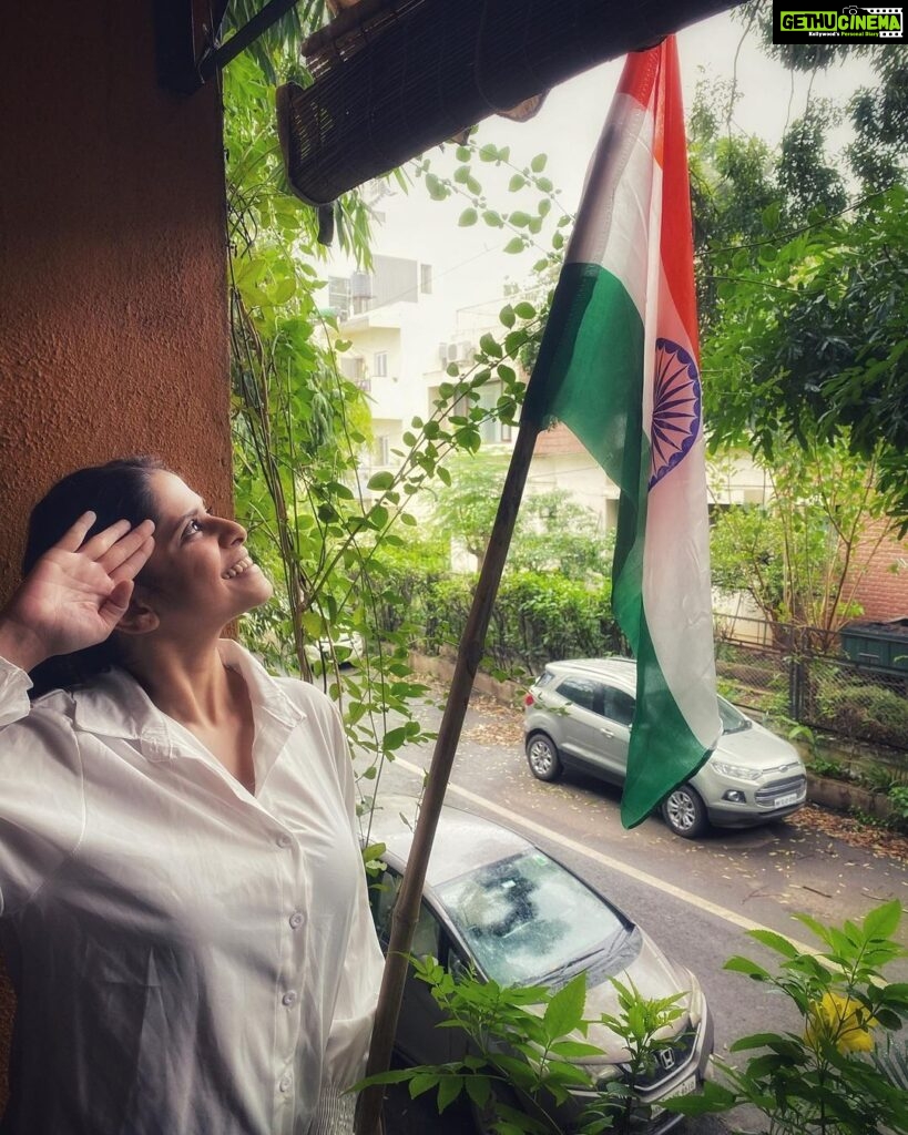 Sai Tamhankar Instagram - There’s no place like you India ! जय हिंद! #harghartiranga #loveyouindia #myhome #75yearsofindependence