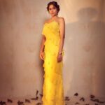 Sai Tamhankar Instagram - Stepping into celebrations with my own sunshine ! Happy happy Birthday @zee5 . @nidhiandmahak @koharbykanika @ethnicandaz @nehachaudhary_ @digambar103 @jayshree2783 @visualaffairs_va @azim_shaikh1989 #saitamhankar #sunshine #sunshinegirl #yellow #hooked #zee5 #celebration #hookedtozee5 #ruffles #plait
