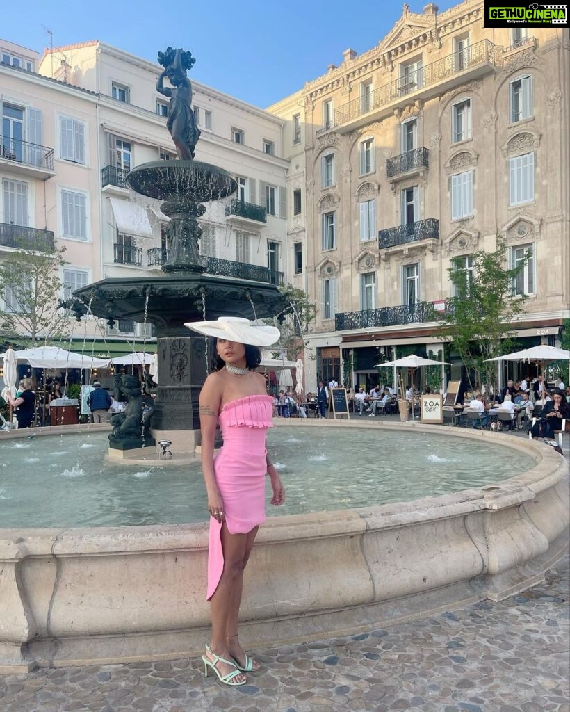 Sakshi Pradhan Instagram - #Bonjour Cannes! Baby’s Day Out, Bright sunny day to eat whatever i want to do whatever I want #French Rivera😛😋😋 ♾️🪬#Festivaldecannes #cannes2023 #cannes film festival 👠 @taoparis.in 💎 @ishwarabykanishka Photographed by @sachinangal #Sakshipradhan #Movieatcannes #MR9 at #Cannes2023 Cannes, French Riviera, France