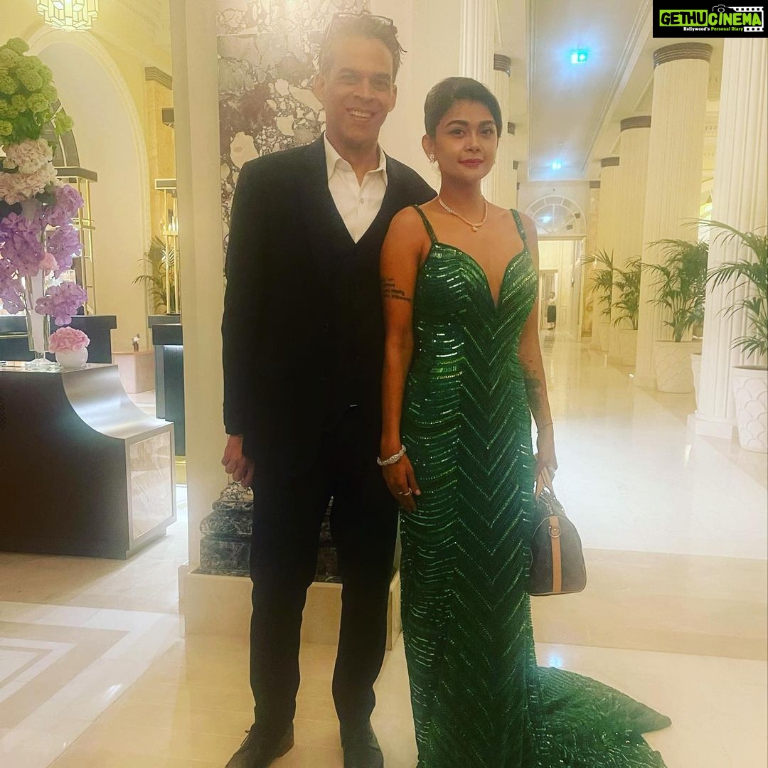 Sakshi Pradhan Instagram - #Cannes2023 World premier #kennedy #Festivaldecannes #GrandtheaterLumiere @anuragkashyap10 @itsrahulbhat @motwayne @sunnyleone @itsmesakshii #LoveforCinema #cannesfilmfestival Carlton Hotel, Cannes