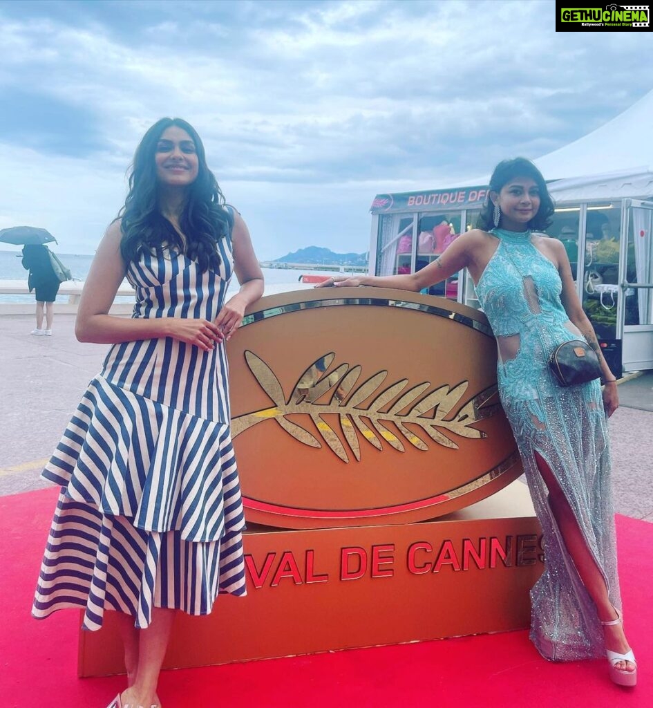 Sakshi Pradhan Instagram - #Day1 #cannesfilmfestival #2023 🪬♾️🩵 Outfit Outfit : @jadorebyparul Styled by @rehha86 @theiharshitaramchandani 💅🏽 @itssoezi @aslisona 💍 @ishwarabykanishka @hotelbarrierelemajestic @mrunalthakur .. .. .. .. #palaisdesfestivals #Cannes #Cannes2023 #Cannefilmfestival2023 #france #nice #nicefrance #redcarpet #films #premire #movies #art #cinema #global #internationalfilmfestival #mr9 #hollywood Cannes Film Festival