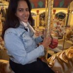 Sameera Reddy Instagram - Mama needs a magic Monday😭😜 @disneylandparis #magic #throwback 😍💫 #messymama #travel #kids @thinkstrawberries @explorefrance #disneylandparis #AvengersCampusParis #thinkStrawberries #ExploreFrance 🇫🇷