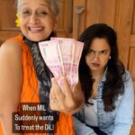 Sameera Reddy Instagram - What is this new love for me?🤣 #sassysaasu#messymama #trendingreels
