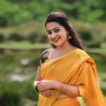 Samskruthy Shenoy Instagram – Manjakili 💛
PC – @_sooraj_sankar_ 
@MUA – @beleza_studio_academy @aswathi_sasidharan__ 
#yellowlove #sareelove #traditionalwear  #instatamil #instamalayalam #samskruthyshenoy #samskruthy