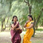 Samskruthy Shenoy Instagram – Baharala haa madhumaas nava ❤ with my dear @aswathi_sasidharan__ Better late than never 😝 
Makeup – @aswathi_makeover
@beleza_studio_academy 
VC – @_sooraj_sankar_ 
#trending #trendingsongs #trendingreels #baharalahamadhumas #marathisong # Valapu Beach