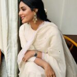Samyuktha Instagram – Mahashivarathri wishes to everyone ❤️❤️ The bliss of Shiva ✨✨ 

Wearing @labelshireenshahana @amrapalijewels

@ruchi.munoth @vishalcharanmakeuphair 
@divya.naik25