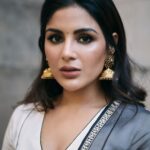 Samyuktha Instagram - 🖤 M & H - @kajol_mulani @deepabambhaniya08 Outfit - @raw_mango Jewellery - @amrapalijewels Stylist - @archamehta Team - @rashmi_angara @ishikakakkad Photographer - @kadamajay Mumbai - मुंबई