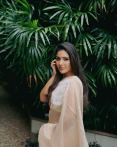 Samyuktha Instagram - fika 🌿🌻