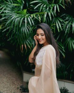 Samyuktha Instagram - fika 🌿🌻