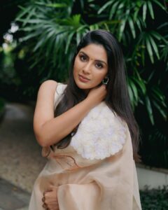 Samyuktha Instagram - fika 🌿🌻