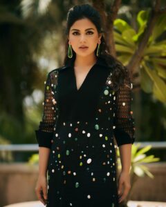 Samyuktha Instagram - 💫 #Mumbai #Virupaksha 

Shot by @kadamajay 
MUA - @kajol_mulani 
Hair Stylist - @deepabambhaniya08 
Stylist - @archamehta
Team - @rashmi_angara 
@ishikakakkad
Outfit - @studiomoonray