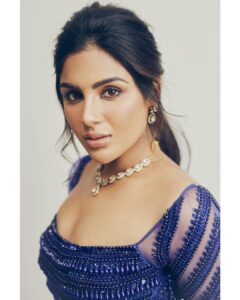 Samyuktha Instagram - Oh this journey , it’s beautiful ! 

#life #intoxicating #nodestination

M&H : @kalwon_beauty @savi.hair 
📷 : @arifminhaz 
Styled by : @ruchi.munoth ; @niha__varma
Wearing : @riantasofficial @vblitzcommunications @karnikajewelshyd