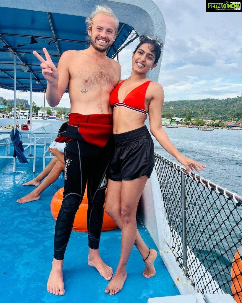 Samyuktha Hegde Instagram - CERTIFIED ADVANCED OPEN WATER DIVER 🎉 🌊 What an amazing experience of going down a 100ft in the ocean, in the day and in the night. I’ve always loved the water so much, In 2017 when i dived for the first time it was life changing and i told myself i will go around the world doing the same in oceans, rivers and lakes exploring the world of water In 2019 i got my first certification and now I’ve levelled up! I’m just happy i took this solo trip, having all this time to myself has been really good for me! Not just the fact that i had a lot offffff fun but also I’m gonna have some great stories to tell when I’m old ❤️ Thanks @nomadults for being such a calm teacher and taking me through this course smoothly ❤️ #scubadiving #waterbaby #phiphj #solotravel #thailand
