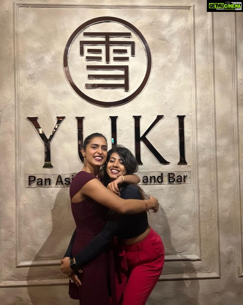 Samyuktha Hegde Instagram - The super fun launch night @yukiblr with Sammyyy @samyuktha_hegde and @_abdul74 😘😘 💕💕 Yuki