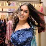 Samyuktha Hegde Instagram - Introducing the perfect fusion of Modernity & Culture! Celebrating our nation’s 74th Republic day with Garuda mall Garuda mall is my one stop shop to buy everything, from fashion to décor, I’m sure you will have a great time shopping here too! Shop from Made In India brands from the 26th to the 29th for Rs. 3,000 or more and get a gift voucher of Rs. 500 #Sale #RepublicSale #RepublicDay #republicday2023 #republicdayindia #Fashion #FashionBrand #GarudaMall #bengaluru #Mall #Brands #PeopleofGarudaMall