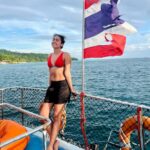 Samyuktha Hegde Instagram - CERTIFIED ADVANCED OPEN WATER DIVER 🎉 🌊 What an amazing experience of going down a 100ft in the ocean, in the day and in the night. I’ve always loved the water so much, In 2017 when i dived for the first time it was life changing and i told myself i will go around the world doing the same in oceans, rivers and lakes exploring the world of water In 2019 i got my first certification and now I’ve levelled up! I’m just happy i took this solo trip, having all this time to myself has been really good for me! Not just the fact that i had a lot offffff fun but also I’m gonna have some great stories to tell when I’m old ❤️ Thanks @nomadults for being such a calm teacher and taking me through this course smoothly ❤️ #scubadiving #waterbaby #phiphj #solotravel #thailand