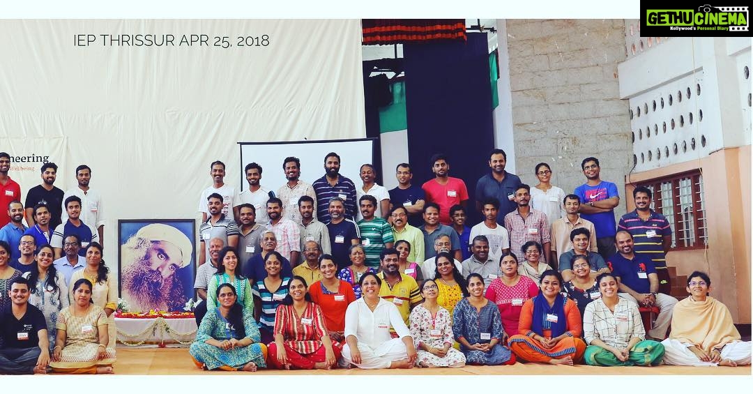 Samyuktha Varma Instagram - Inner engineering 🌝