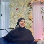 Sana Khan Instagram - Allahuakber! Our final event by @almiftaah is in London today. Only a few seats left till we are fully sold out! Those of you who have attended already please tell us if you have found it as amazing as we have! 🙈 JazakAllah to @sanakhaan21 and dear mufti @anas_saiyad20. Please follow @almiftaah for lots more events in the UK, we are nothing without your support.