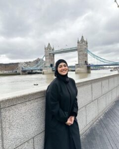 Sana Khan Instagram - Being Muslim is for all Day,
Not just five times a day.

Alhamdullilah for every blessing coz it Allah who can do anything and everything.

May Allah keep us steadfast on our Deen🤲🏻

#sanakhan #anassaiyad #alhamdulillah #london #londonbridge