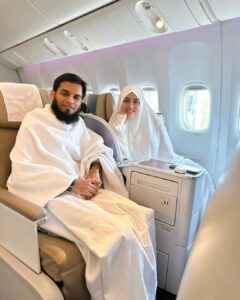 Sana Khan Instagram - Alhamdullilah soooo Happy 😃 
This umrah is very very special for some reason which In Sha Allah I will share soon with all ♥️

May Allah make it easy 🤲🏻