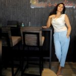 Sanam Shetty Instagram – The only barrier to your success is you. The only key to your success is also you 💙 💙 💙 💙
.
.
Shot at @canadianpizzaind
Photography @vivid_impressions__
Organised by @aura_uma @shaik_lens_photography
#tgif #casualstyle #funfriday #eventstyling #coolblue #cowlneck #ivorysatin #prettypastels #pearldrops
