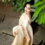 Sanam Shetty Instagram - Wish you all a very Happy Vishu 💐 . . . Photography @camerasenthil Saree & Styling @ivalinmabia MUH @pavihairandmakeup Organised by @rrajeshananda #happyvishu