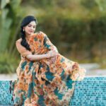 Sanam Shetty Instagram - அனைவருக்கும் இனிய தமிழ் புத்தாண்டு வாழ்த்துக்கள் 💐🌟 . . . Saree @6yarddrape Styling @shyn_fascino Clicks @adam_kae MUH @sujitha_makeup_artist Draping @the_thish Venue @the_french_town #happytamilnewyear
