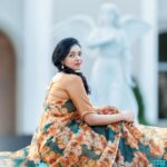 Sanam Shetty Instagram - அனைவருக்கும் இனிய தமிழ் புத்தாண்டு வாழ்த்துக்கள் 💐🌟 . . . Saree @6yarddrape Styling @shyn_fascino Clicks @adam_kae MUH @sujitha_makeup_artist Draping @the_thish Venue @the_french_town #happytamilnewyear