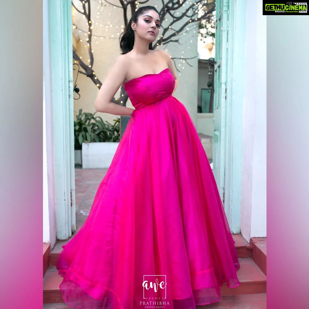 Sanam Shetty Instagram - This summer presenting you “AKIRA “, The bright and clear 💕 . . . Featuring @sam.sanam.shetty Photography , Styling & Creative direction -@the_girl_with_the_cam_ Visual - @khiranramesh Make up - @diyamakeover_ Hair - @allurebeauty_princy Costume -@jp_fashionhouse #akira